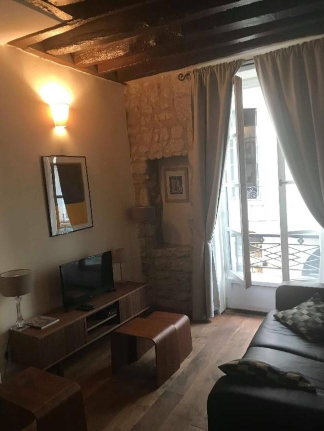 Appartement next Notre Dame Paris Extérieur photo