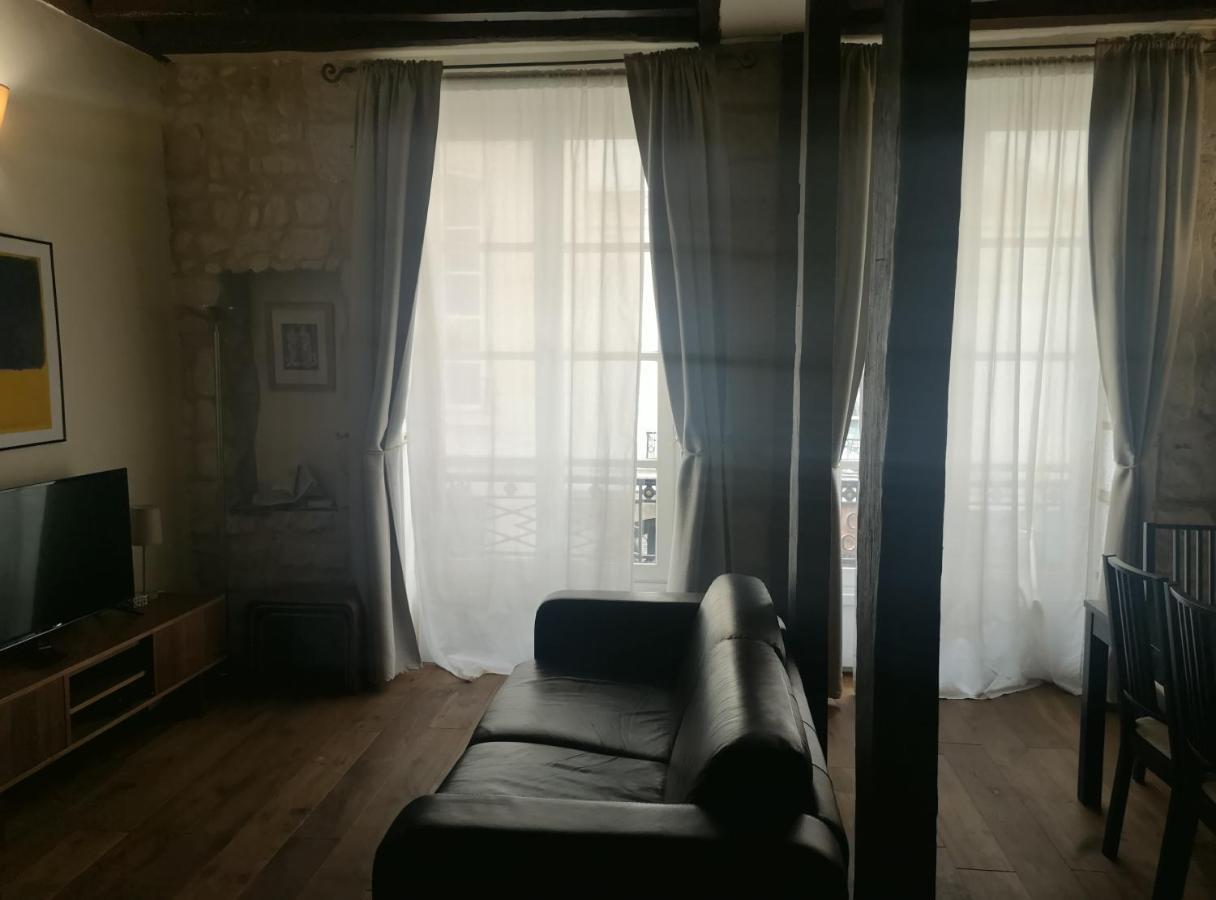 Appartement next Notre Dame Paris Extérieur photo